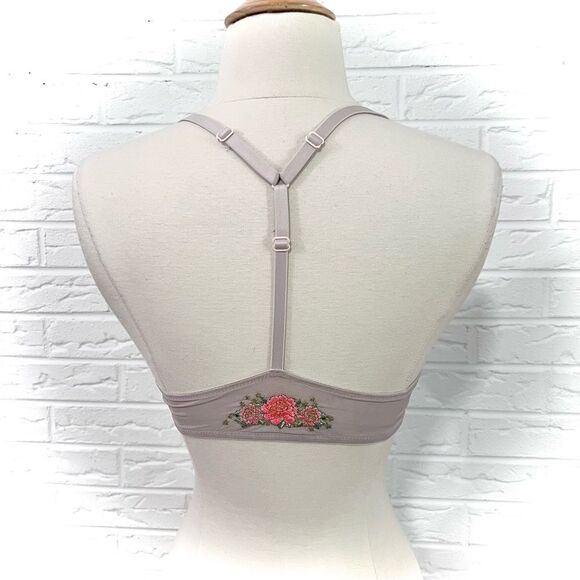 🚨4/$25 Victoria’s Secret PINK Wear Everywhere Push-Up Bra Size 32A - Picture 2 of 4